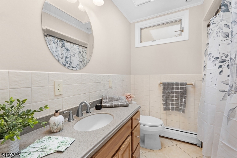 14 Eugene Road Hopatcong NJ 07843