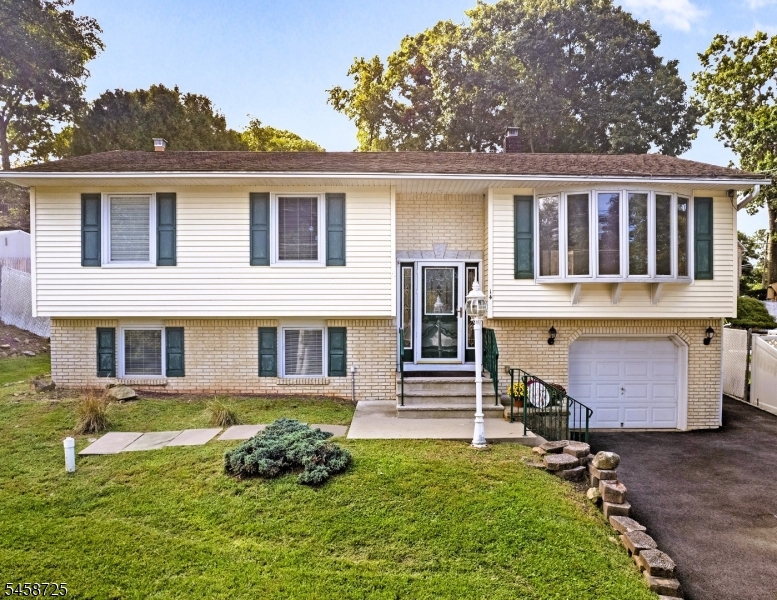 14 Eugene Road Hopatcong NJ 07843