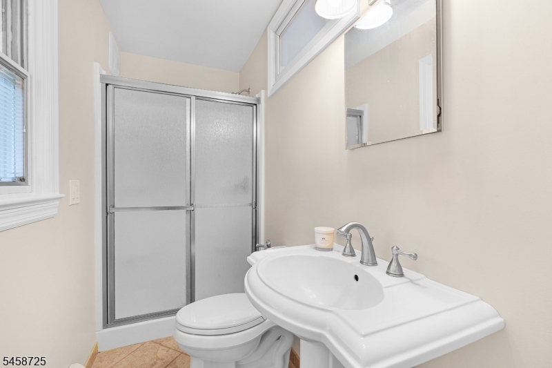 14 Eugene Road Hopatcong NJ 07843