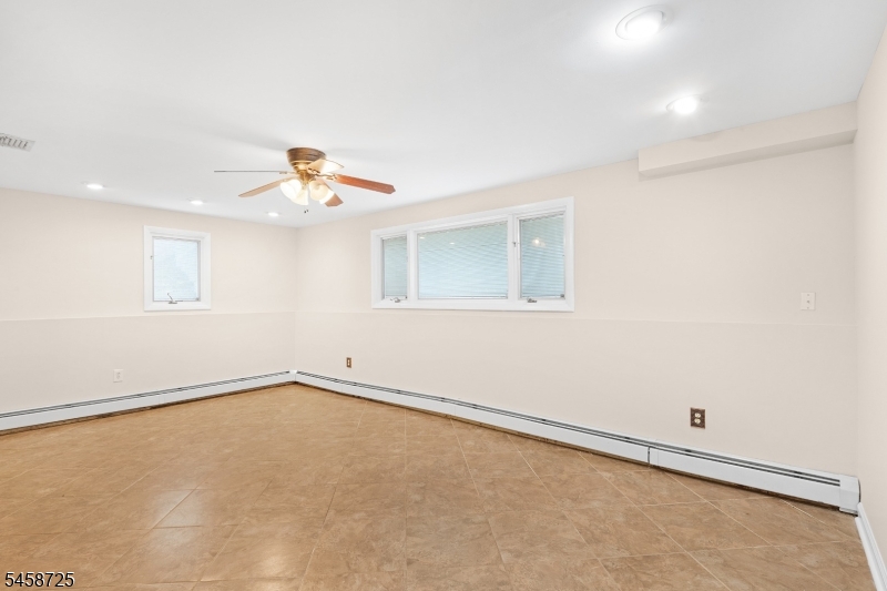 14 Eugene Road Hopatcong NJ 07843