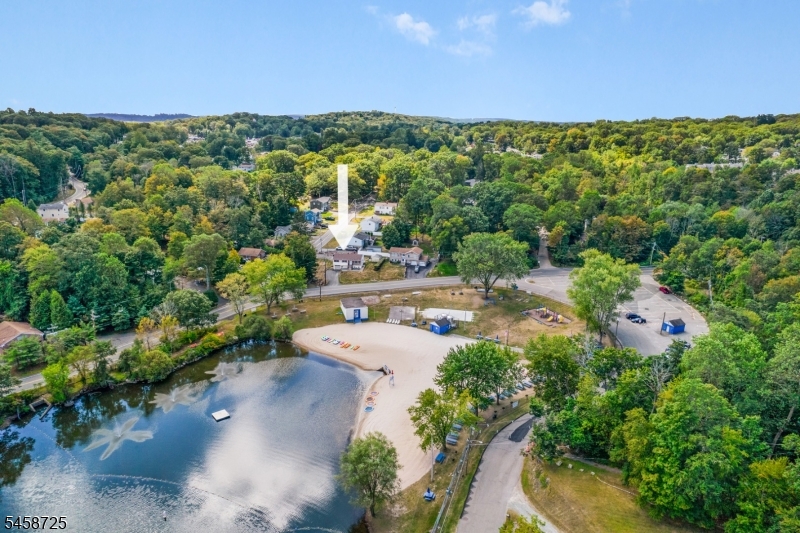 14 Eugene Road Hopatcong NJ 07843
