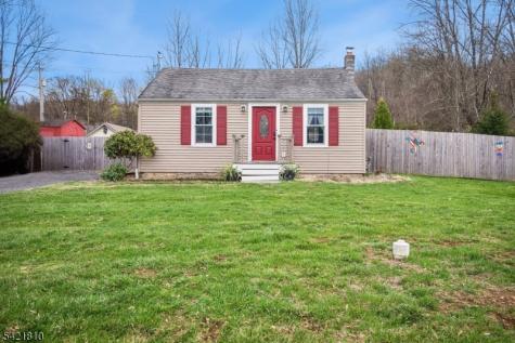 25 Railroad Avenue Califon NJ 07830