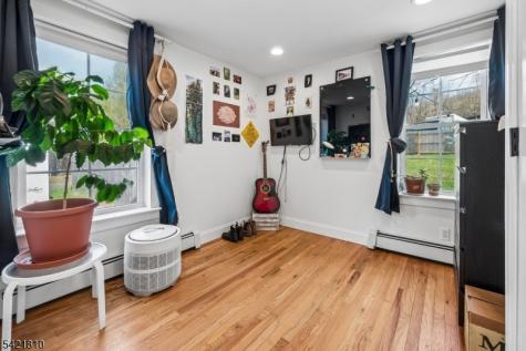 25 Railroad Avenue Califon NJ 07830