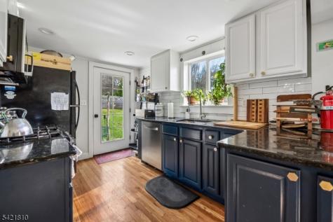 25 Railroad Avenue Califon NJ 07830