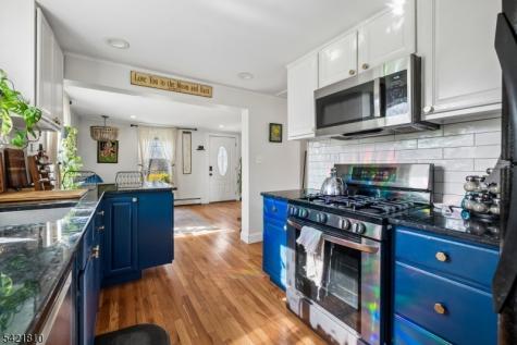 25 Railroad Avenue Califon NJ 07830