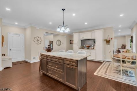 1121 N Washington Avenue Green Brook NJ 08812