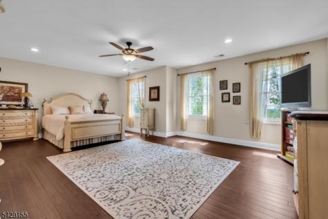 1121 N Washington Avenue Green Brook NJ 08812