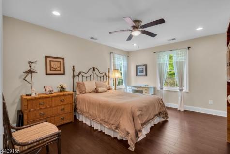 1121 N Washington Avenue Green Brook NJ 08812
