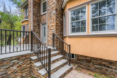 1121 N Washington Avenue Green Brook NJ 08812
