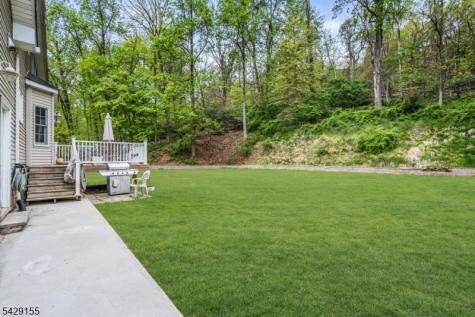 1121 N Washington Avenue Green Brook NJ 08812