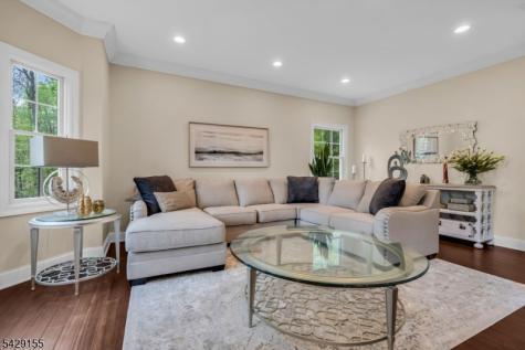 1121 N Washington Avenue Green Brook NJ 08812