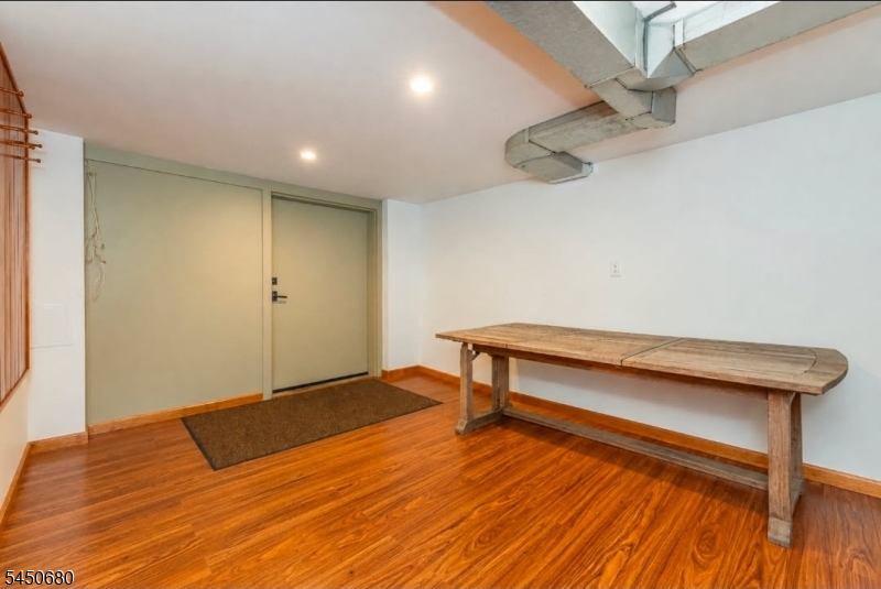 131 S Ridgedale Avenue East Hanover NJ 07936
