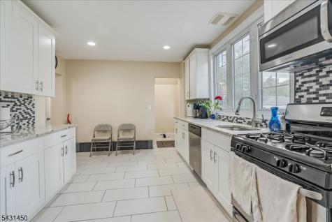 11 Alps Road Wayne NJ 07470