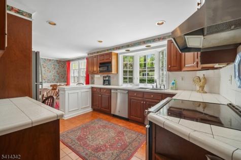 638 Mountain Avenue Berkeley Heights NJ 07922