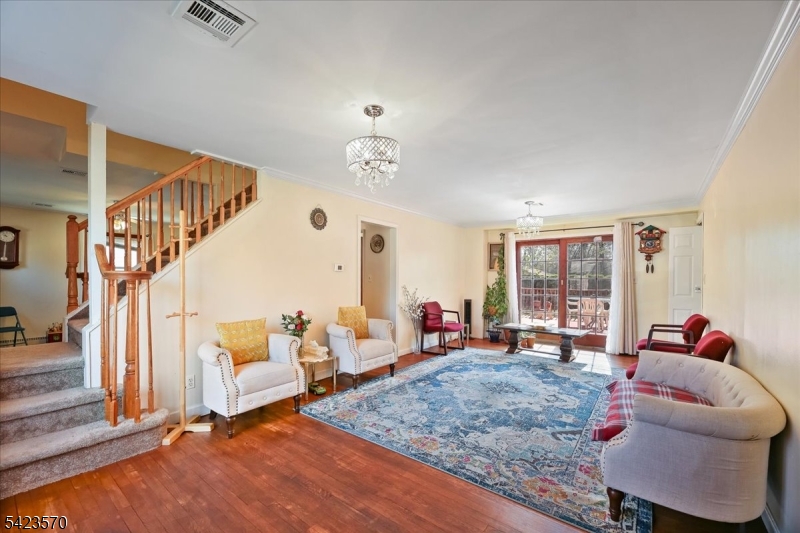439 Fairview Avenue Woodbridge NJ 07067