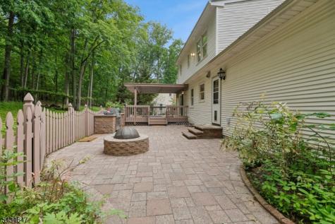 219 E Mountain Road Hillsborough NJ 08844