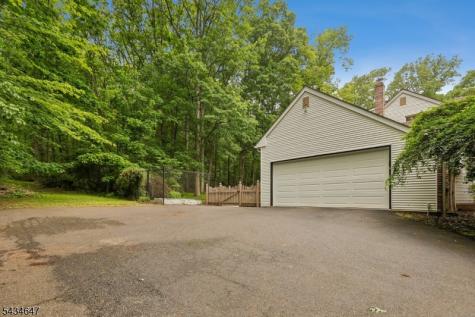 219 E Mountain Road Hillsborough NJ 08844