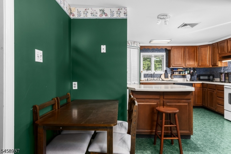 11 Doris Drive Frankford NJ 07860