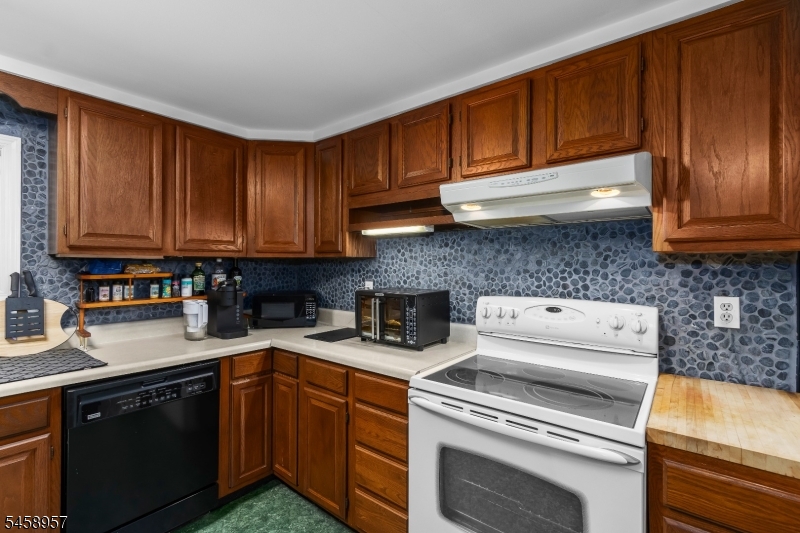 11 Doris Drive Frankford NJ 07860