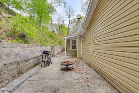 86 Pine Brook Road Lincoln Park NJ 07035