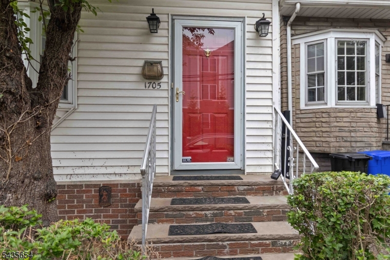 1705 48TH Street North Bergen NJ 07047