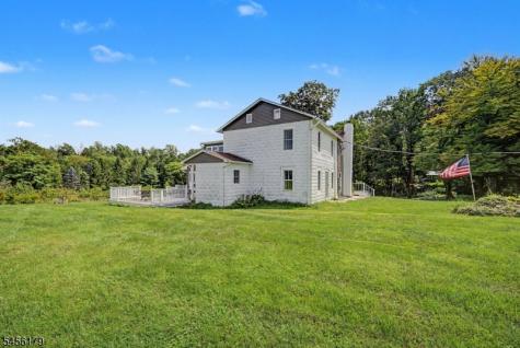 21 Frontage Road Blairstown NJ 07825