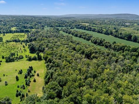 21 Frontage Road Blairstown NJ 07825