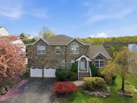 30 Elinora Drive Wanaque NJ 07465