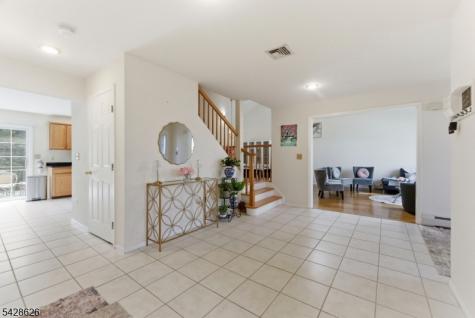 30 Elinora Drive Wanaque NJ 07465