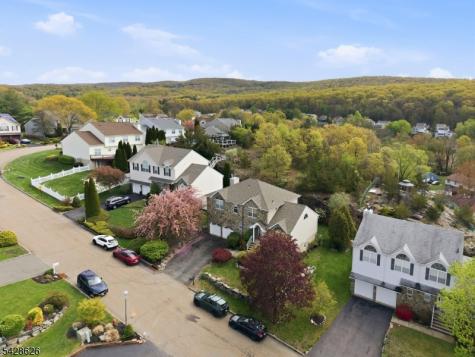 30 Elinora Drive Wanaque NJ 07465