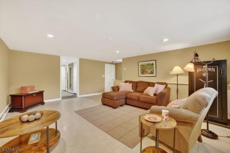 1 Lincoln Avenue Ogdensburg NJ 07439