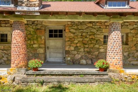 25 Blair Drive Peapack Gladstone NJ 07977
