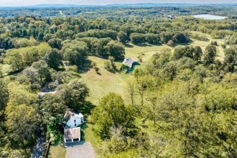 25 Blair Drive Peapack Gladstone NJ 07977