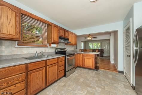 47 Burnside Place Wanaque NJ 07420