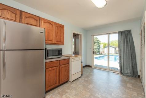 47 Burnside Place Wanaque NJ 07420