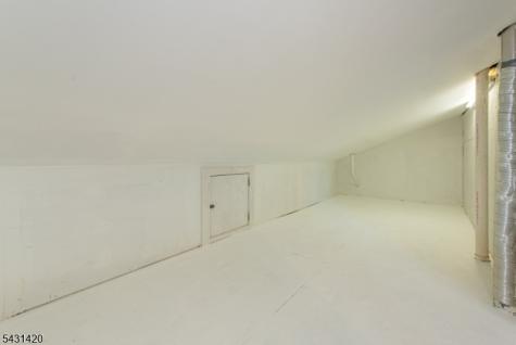 47 Burnside Place Wanaque NJ 07420