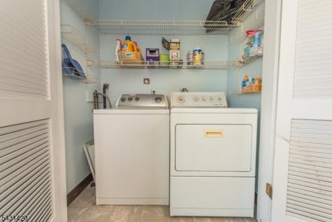 47 Burnside Place Wanaque NJ 07420