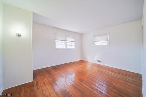 50 Knolls Road Bloomingdale NJ 07403