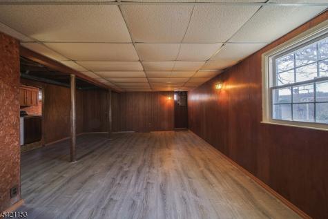50 Knolls Road Bloomingdale NJ 07403