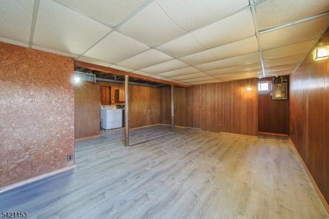 50 Knolls Road Bloomingdale NJ 07403