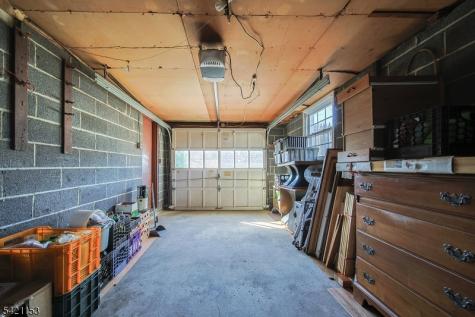 50 Knolls Road Bloomingdale NJ 07403
