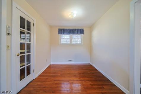 50 Knolls Road Bloomingdale NJ 07403