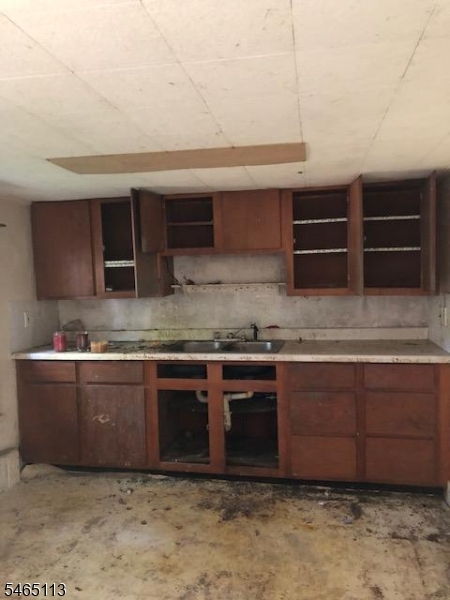 45 Half Way House Road Franklin NJ 07882
