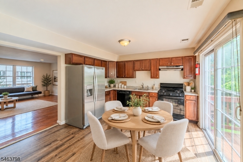 24 Alerica Lane Franklin NJ 08873
