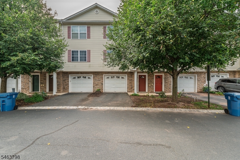 24 Alerica Lane Franklin NJ 08873