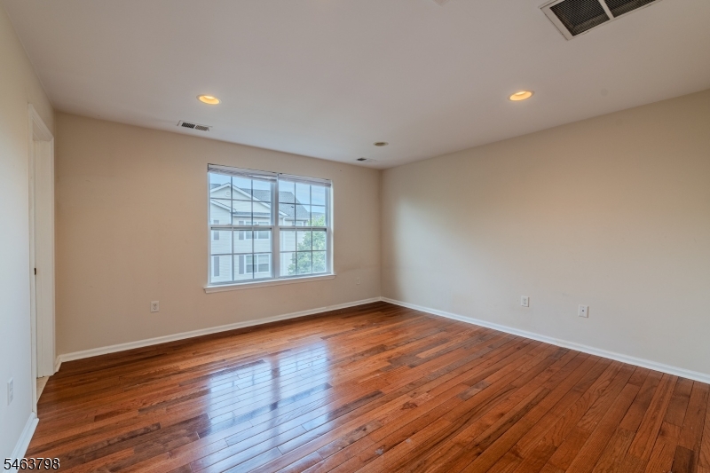 24 Alerica Lane Franklin NJ 08873