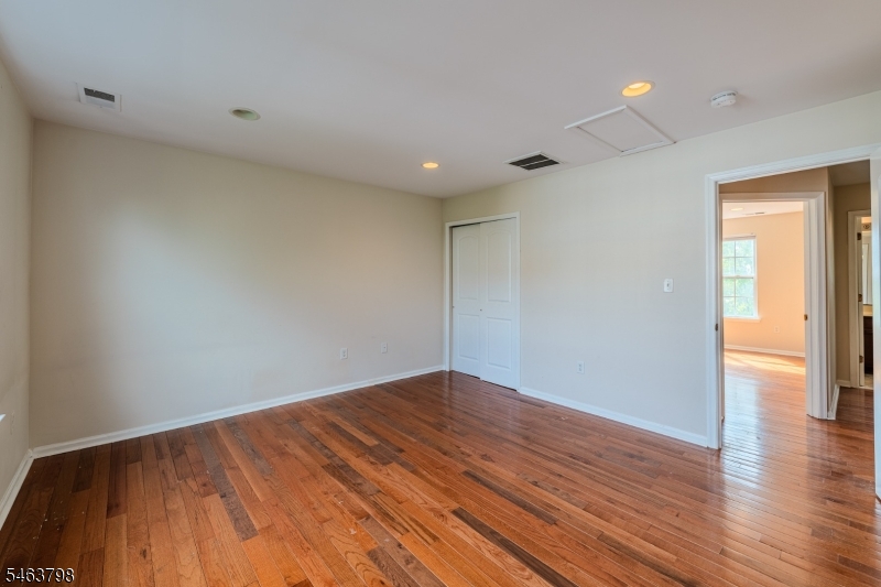 24 Alerica Lane Franklin NJ 08873