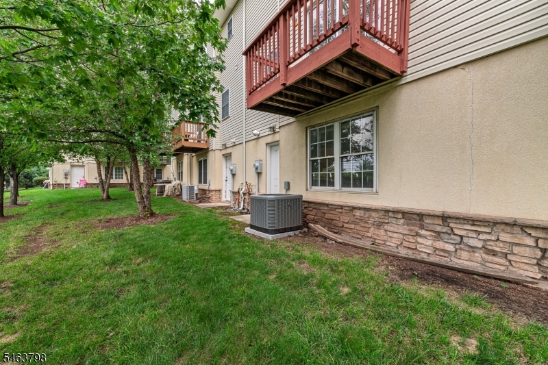 24 Alerica Lane Franklin NJ 08873