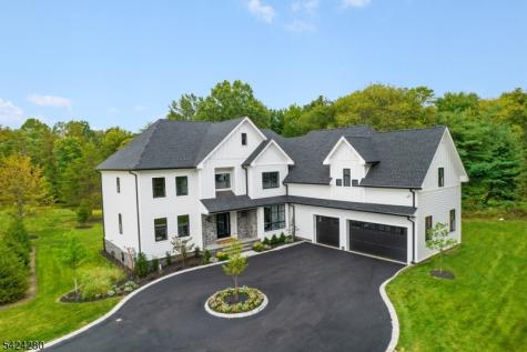 9 Brookside Drive Warren NJ 07059