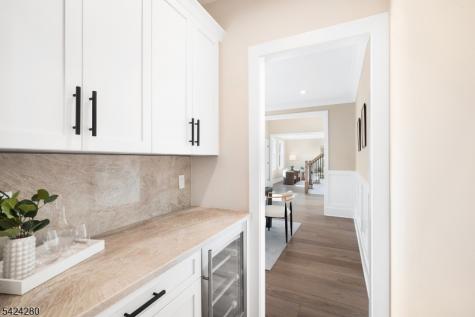 9 Brookside Drive Warren NJ 07059